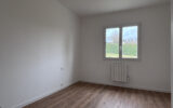 Pavillon de plain-pied rénové avec bel environnement et gran – 4 pièces – 2 chambres – 73 m²
