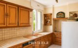 Maison de 225 m2 sur un terrain de 1715 m2 fort potentiel d&rsquo; – 7 pièces – 5 chambres – 229 m²