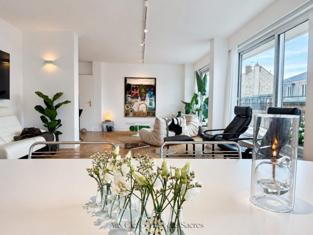Appartement type 3/4 avec grand balcon filant et stationneme – 4 pièces – 3 chambres – 121.98 m²