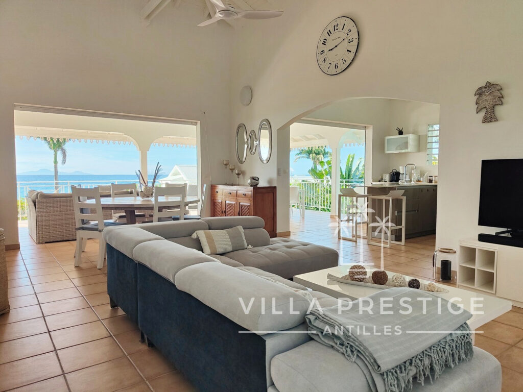 Villa de standing 3 chambres et studio indépendant – vue mer – 5 pièces – 4 chambres – 140 m²