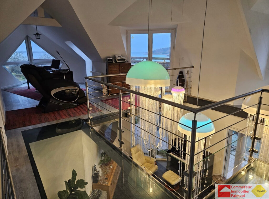 À VENDRE   Maison contemporaine avec vue mer exceptionnelle  – 5 pièces – 3 chambres – 170 m²