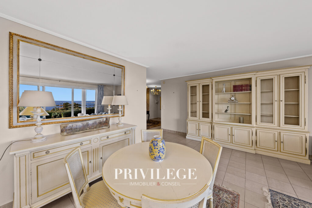 Exclusivité – Grand Duc – Vue féerique – Somptueux apparteme – 4 pièces – 3 chambres – 104 m²