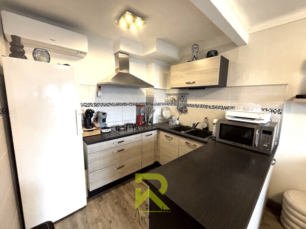 GRAU D&rsquo;AGDE, Vue Mer, T2 loué Meublé avec extérieurs – 2 pièces – 1 chambre – 41.82 m²
