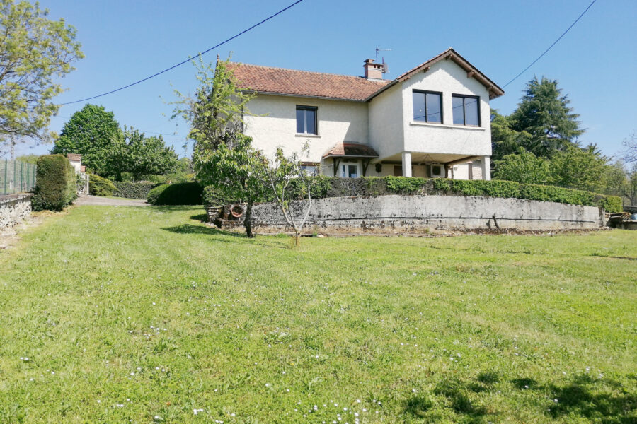 Maison à vendre à Camburat
