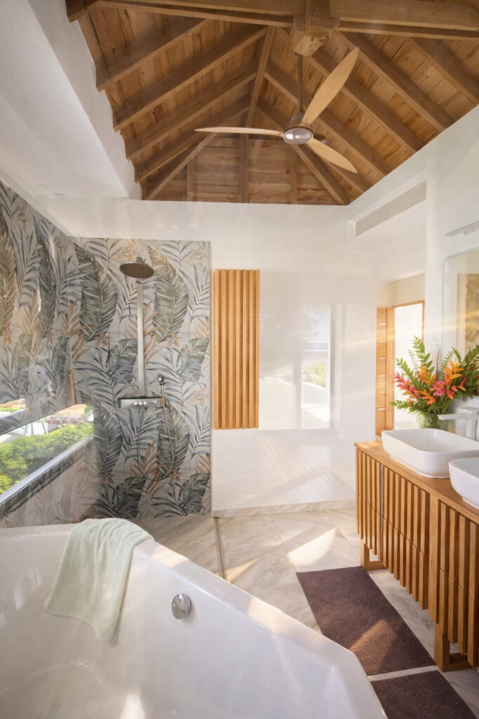 VILLA DE LUXE AVEC VUE MER 180o – SAINT FRANCOIS – 7 pièces – 5 chambres – 254.6 m²