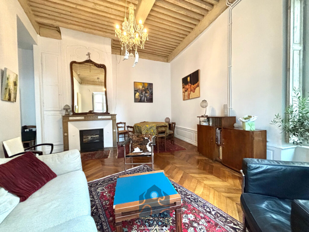 Triplex avec garage – 3 pièces – 1 chambre – 93 m²