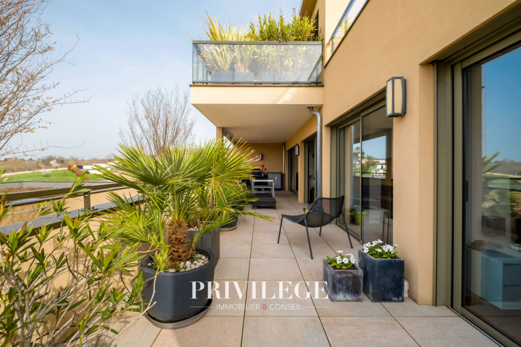 Superbe appartement avec vue panoramique au sein d&rsquo;une résid – 4 pièces – 2 chambres – 95.2 m²