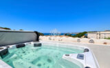 A VENDRE SANARY SUR MER PENTHOUSE D&rsquo;EXCEPTION VUE MER TROPEZ – 4 pièces – 3 chambres – 104.61 m²