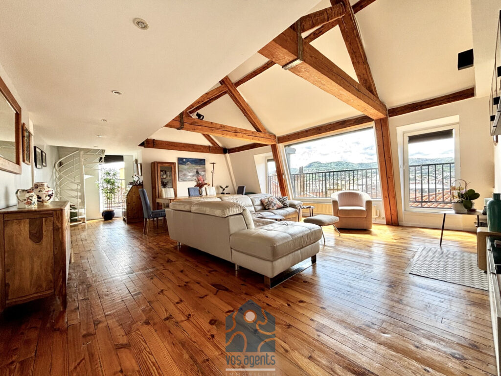 Appartement en duplex 6 pièces avec terrasse vue panoramique – 7 pièces – 5 chambres – 225.92 m²