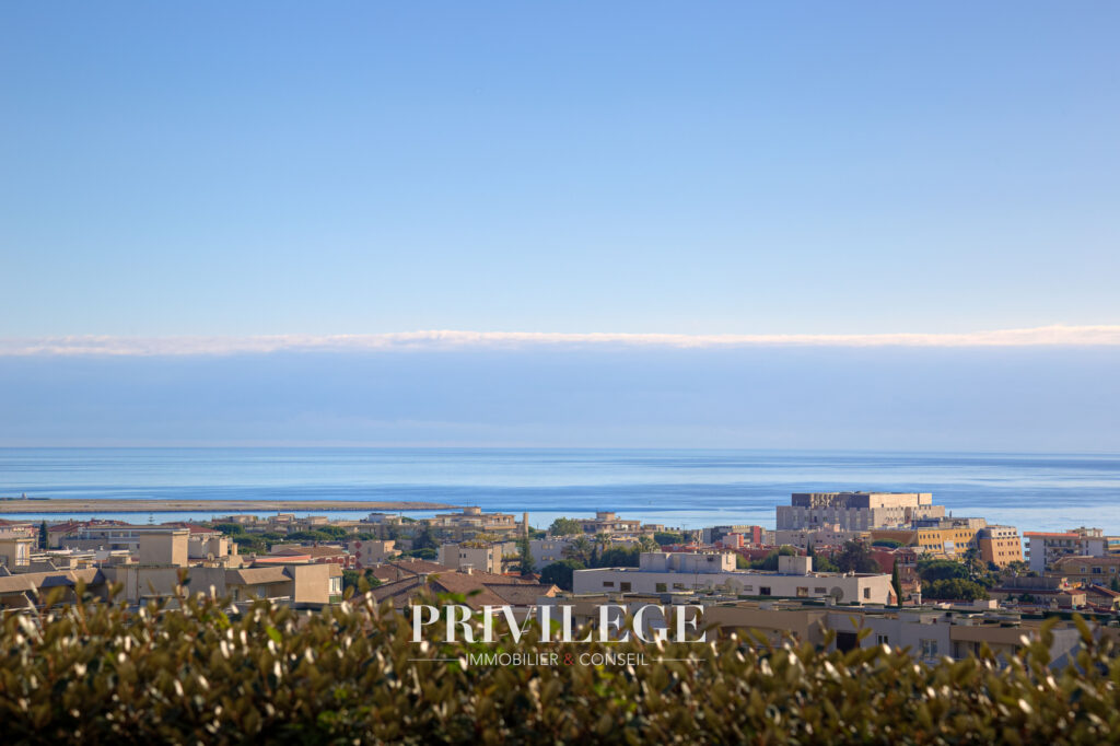 Saint-Laurent-du-Var   Les Plateaux Fleuris : Appartement 4  – 4 pièces – 3 chambres – 84 m²