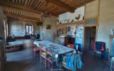 Maison 300 m 2 habitable avec cour, garage,caves, atelier et – 7 pièces – 5 chambres – 300 m²