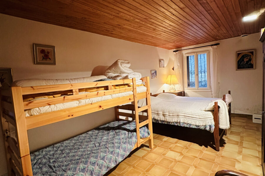 Maison à vendre à Montferrer
