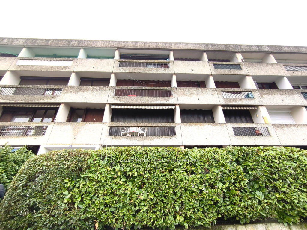 Grand T5 de 92 m2- 4 chambres – balcon- cave – Montélimar Pr – 5 pièces – 4 chambres – 92 m²