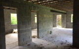 Maison de campagne à finir de construire – 3 pièces – 2 chambres – 93 m²