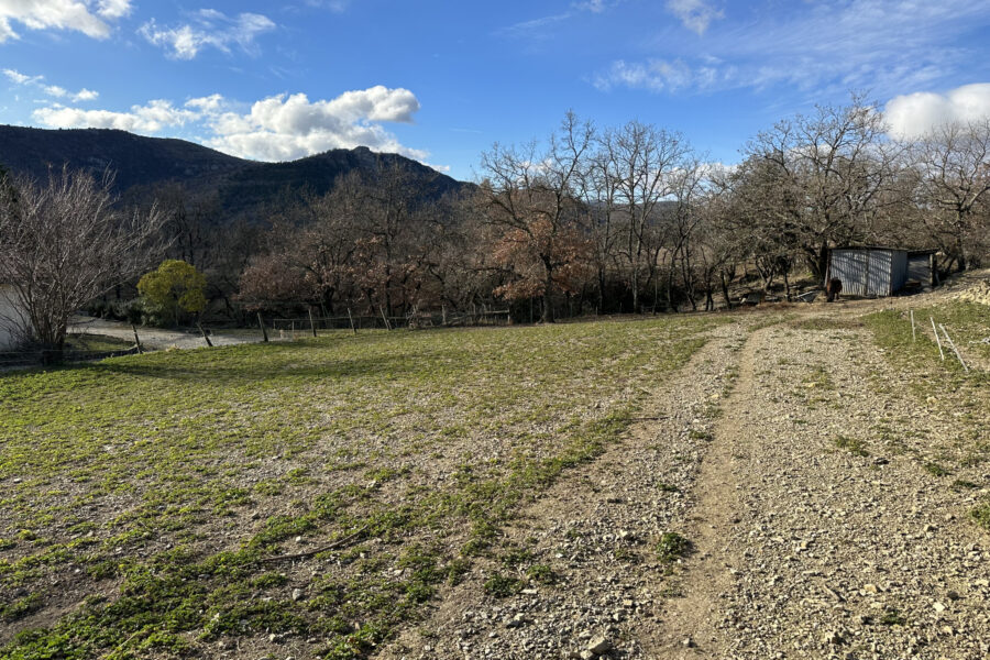 Terrain à vendre à Saint-julien-en-saint-alban