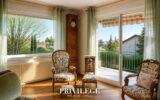 Maison de 225 m2 sur un terrain de 1715 m2 fort potentiel d&rsquo; – 7 pièces – 5 chambres – 229 m²