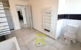 Villa plain-pied 134 m2  Vue sur l&rsquo;étang   Terrain 1470 m2 – 4 pièces – 3 chambres – 134 m²