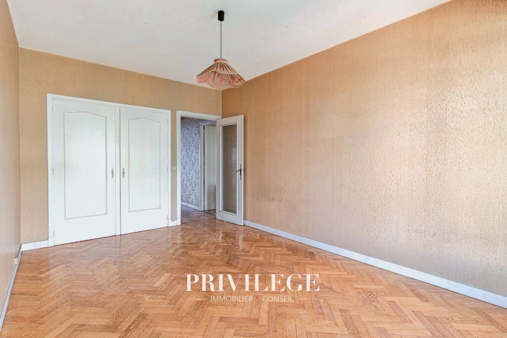 Vue mer imprenable   Appartement d&rsquo;exception sur la Promenad – 2 pièces – 1 chambre – 70 m²
