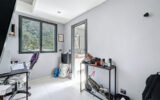 Parcelle avec nombreux oliviers. – 5 pièces – 4 chambres – 174 m²