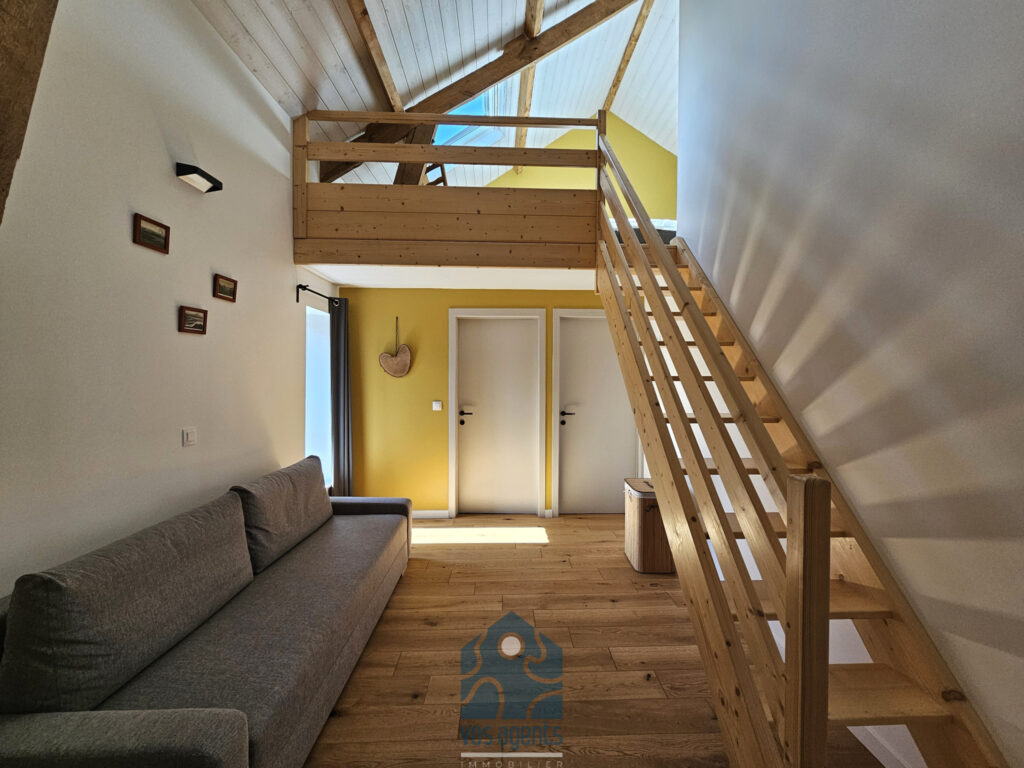 Propriété 10 pièces avec terrain, piscine et annexes – 10 pièces – 8 chambres – 316 m²