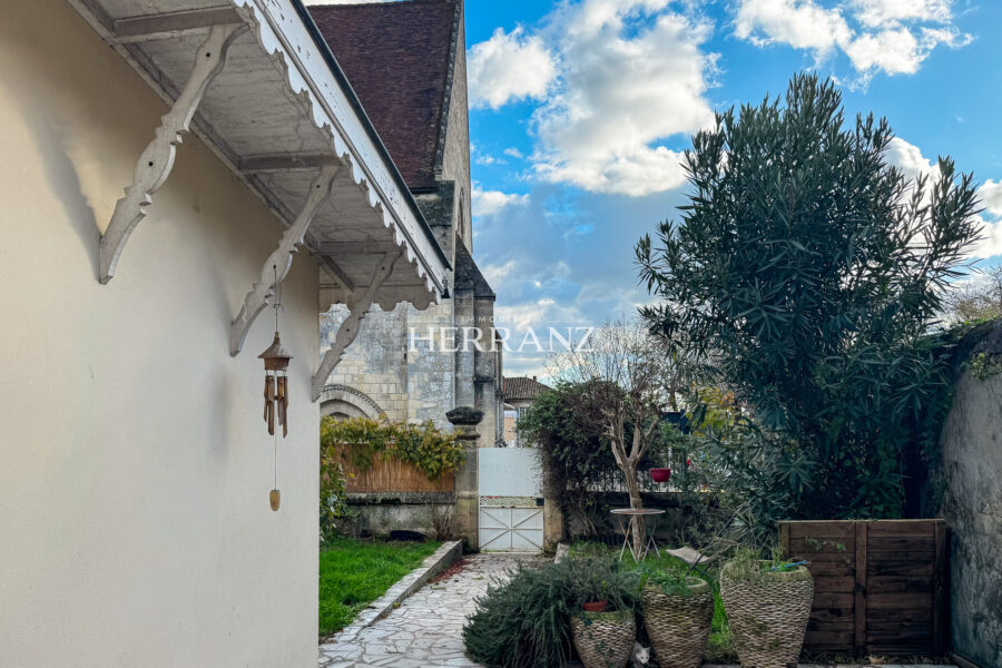 Maison à vendre à Guîtres