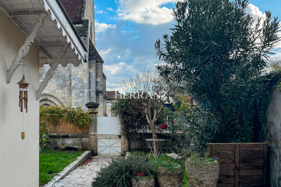 Maison à vendre à Guîtres