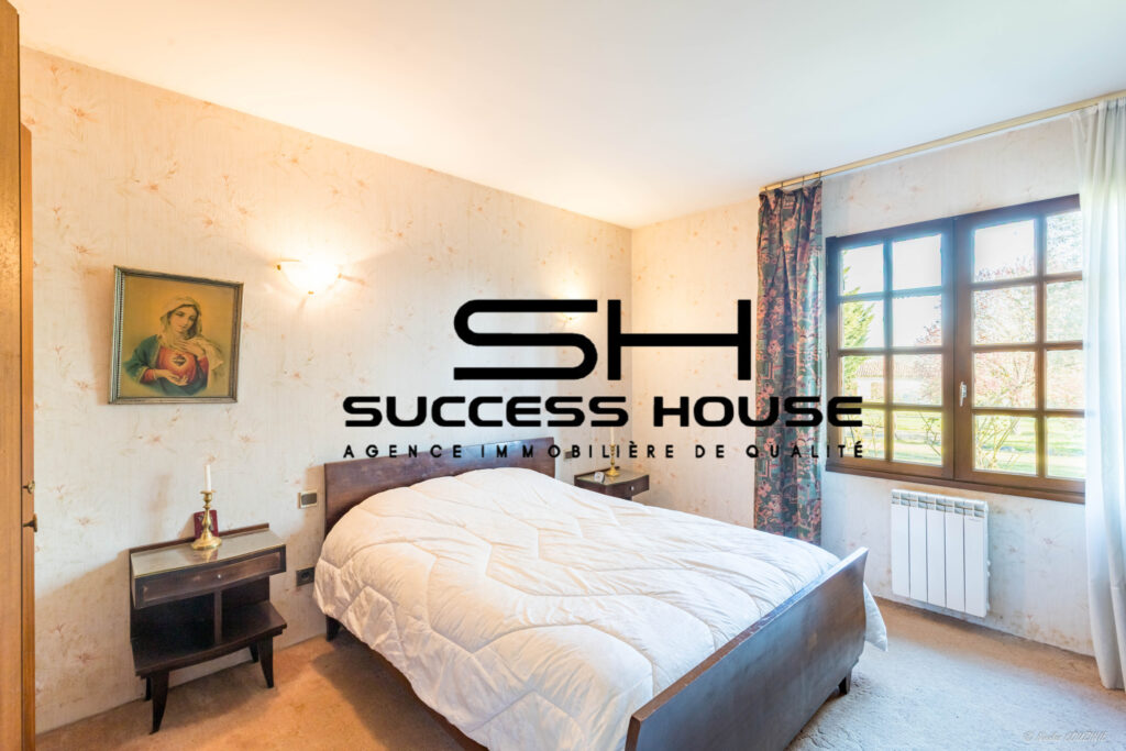 Belle maison vue Pyrennées – 4 pièces – 2 chambres – 195 m²