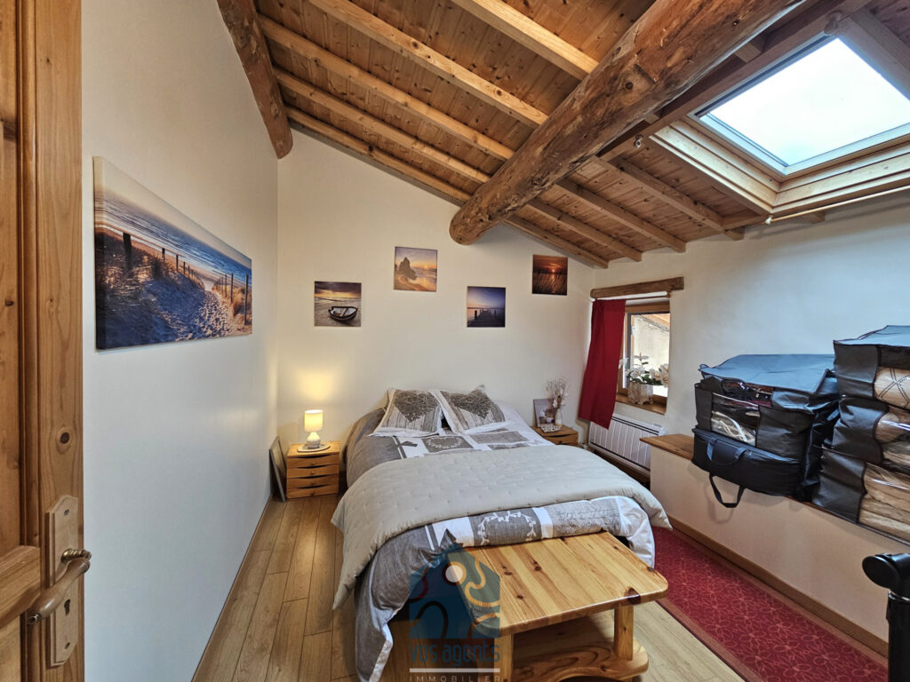 Maison 5 pièces 3 chambres avec véranda, terrasse et deux gr – 5 pièces – 3 chambres – 200 m²