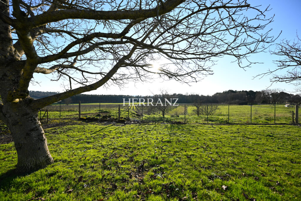 Maison de campagne  – 6 pièces – 4 chambres – 142.43 m²