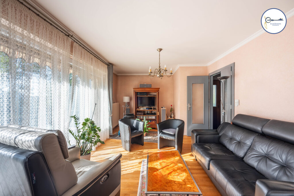 Maison EPINAL 8 pièces 124m2  – 8 pièces – 4 chambres – 124 m²