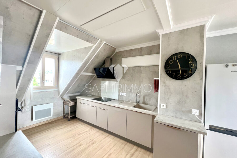 Appartement à vendre à Brive-la-Gaillarde — Vue sur la ville — photo 15