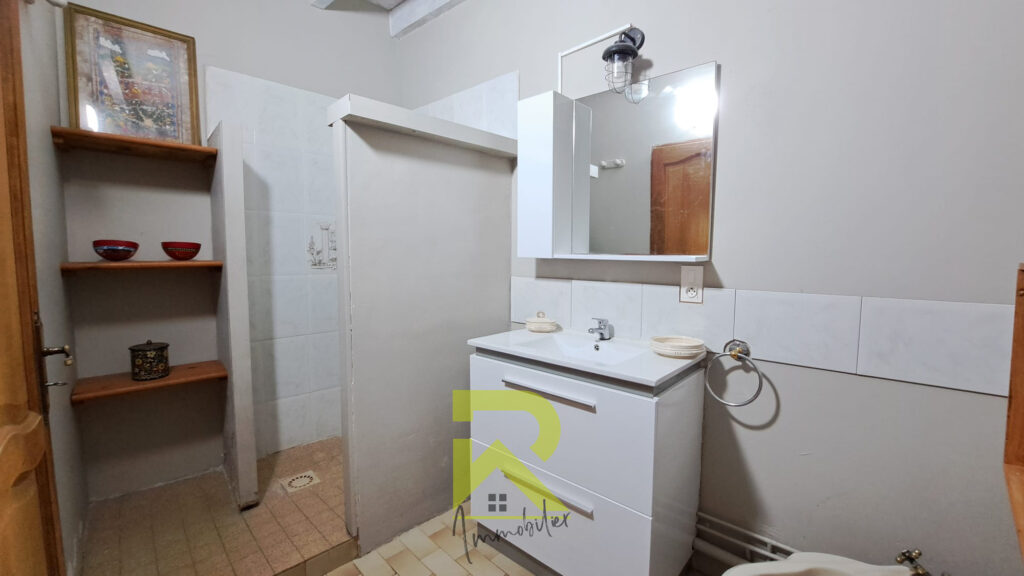 Maison d exception a GRUISSAN VILLAGE Prix au m2 imbattable  – 8 pièces – 3 chambres – 194 m²