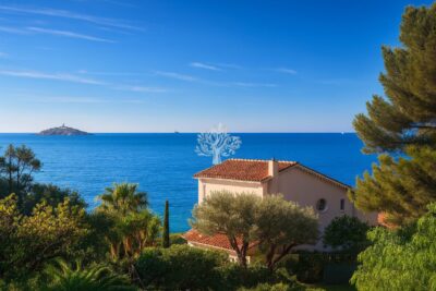 SANARY PORTISSOL APPARTEMENT PLEINE VUE MER  DANS RESIDENCE  – 2 pièces – 1 chambre – 41 m²