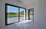 Plain-pied contemporain avec piscine et prestations haut de  – 4 pièces – 3 chambres – 155 m²