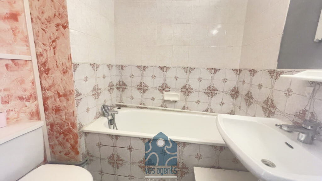 Studio avec cave – 1 pièce – NR chambres – 18.3 m²