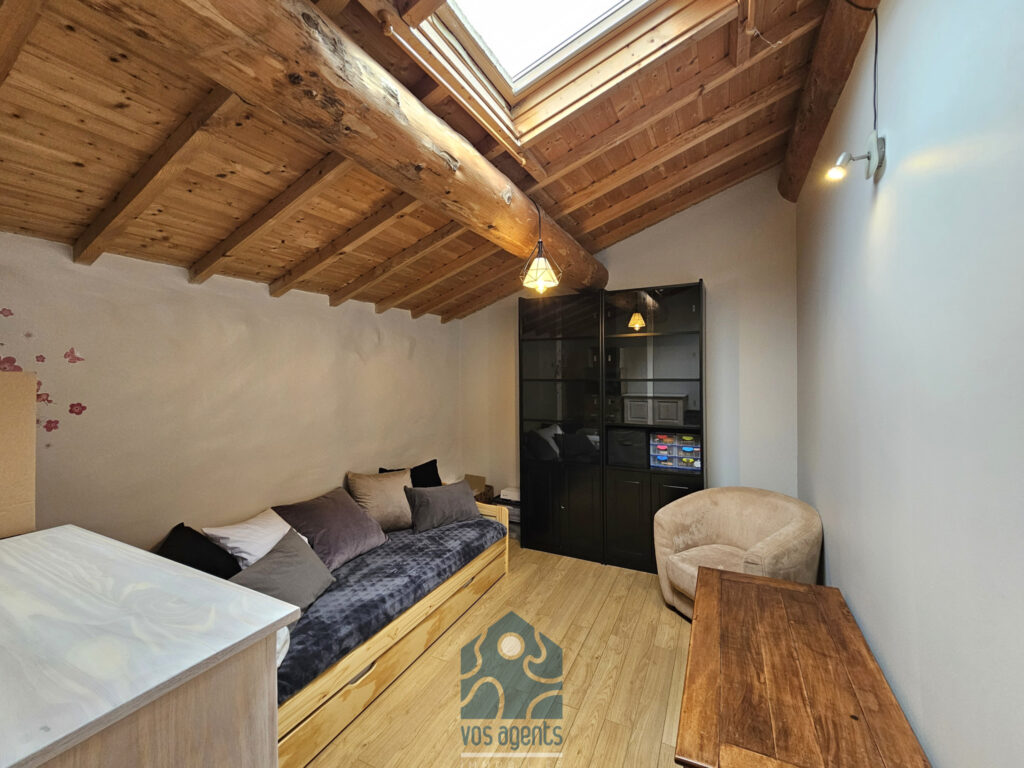 Maison 5 pièces 3 chambres avec véranda, terrasse et deux gr – 5 pièces – 3 chambres – 200 m²