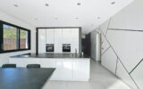 Parcelle avec nombreux oliviers. – 5 pièces – 4 chambres – 174 m²