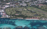 VILLA D&rsquo;EXCEPTION AVEC PLAGE SUR LE LAGON DE ST FRANCOIS – 7 pièces – 6 chambres – 260 m²