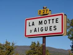 Terrain à vendre à La motte-d&rsquo;aigues