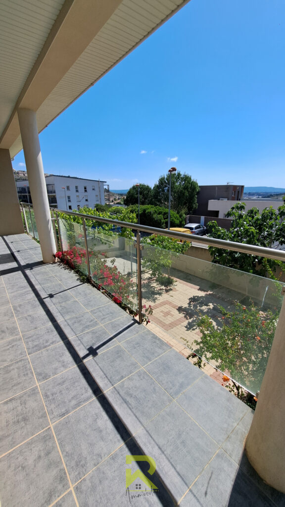 Villa 7 pièces de 180 m2 avec jardin 394 m2  – 7 pièces – 5 chambres – 180 m²