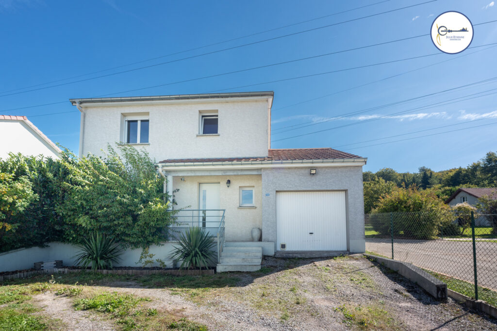 Maison ARCHES 5 Pièces 101m2 – 5 pièces – 3 chambres – 101 m²