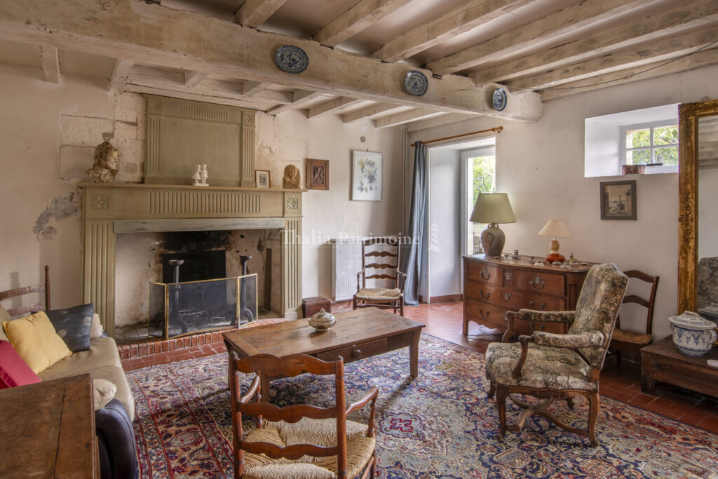 SUPERBE PROPRIETE A RENOVER   380 m2 environ -10 chambres, 1 – 16 pièces – 10 chambres – 390 m²