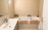 Appartement type 3/4 avec grand balcon filant et stationneme – 4 pièces – 3 chambres – 121.98 m²