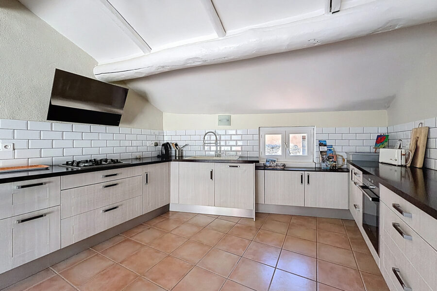 Maison à vendre à Estoher