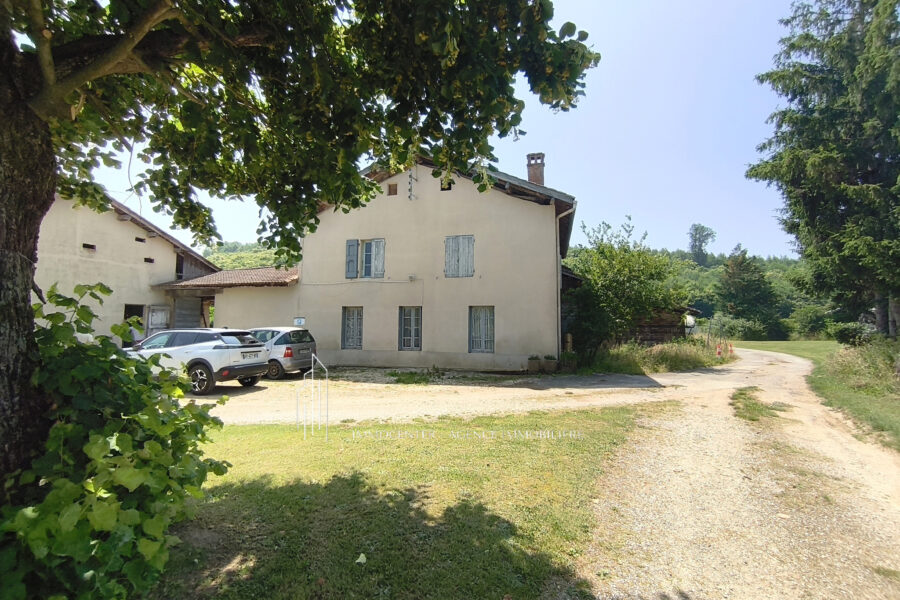 Maison à vendre à Saint-bonnet-de-chavagne