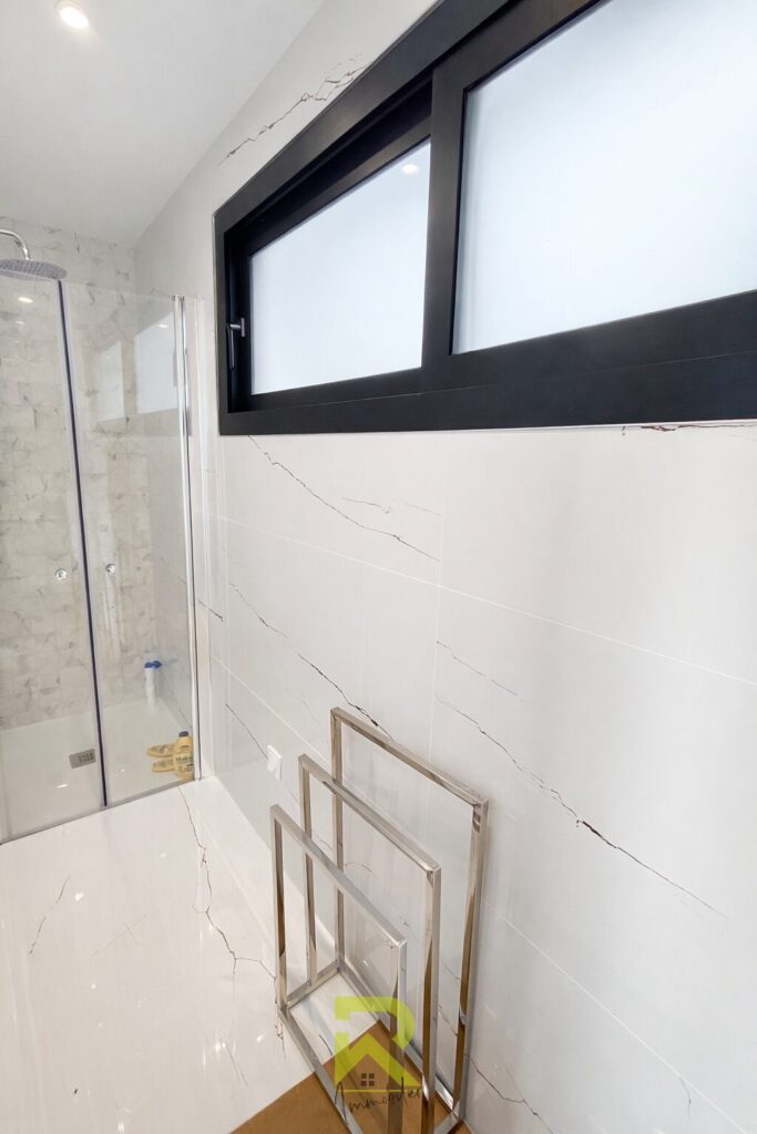 GRANDE VILLA, GARAGE, PISCINE – 5 pièces – 4 chambres – 132 m²