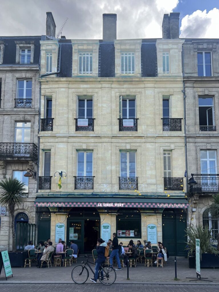 Duplex rénové avec 3 suites parentales – Quais de Bordeaux – 4 pièces – 3 chambres – 95 m²