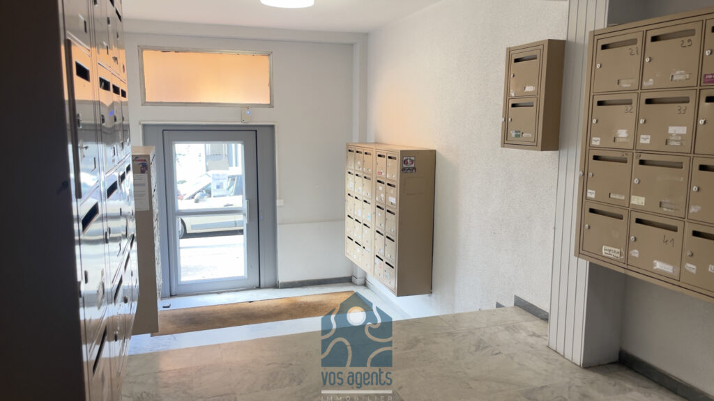 Studio avec cave – 1 pièce – NR chambres – 18.3 m²