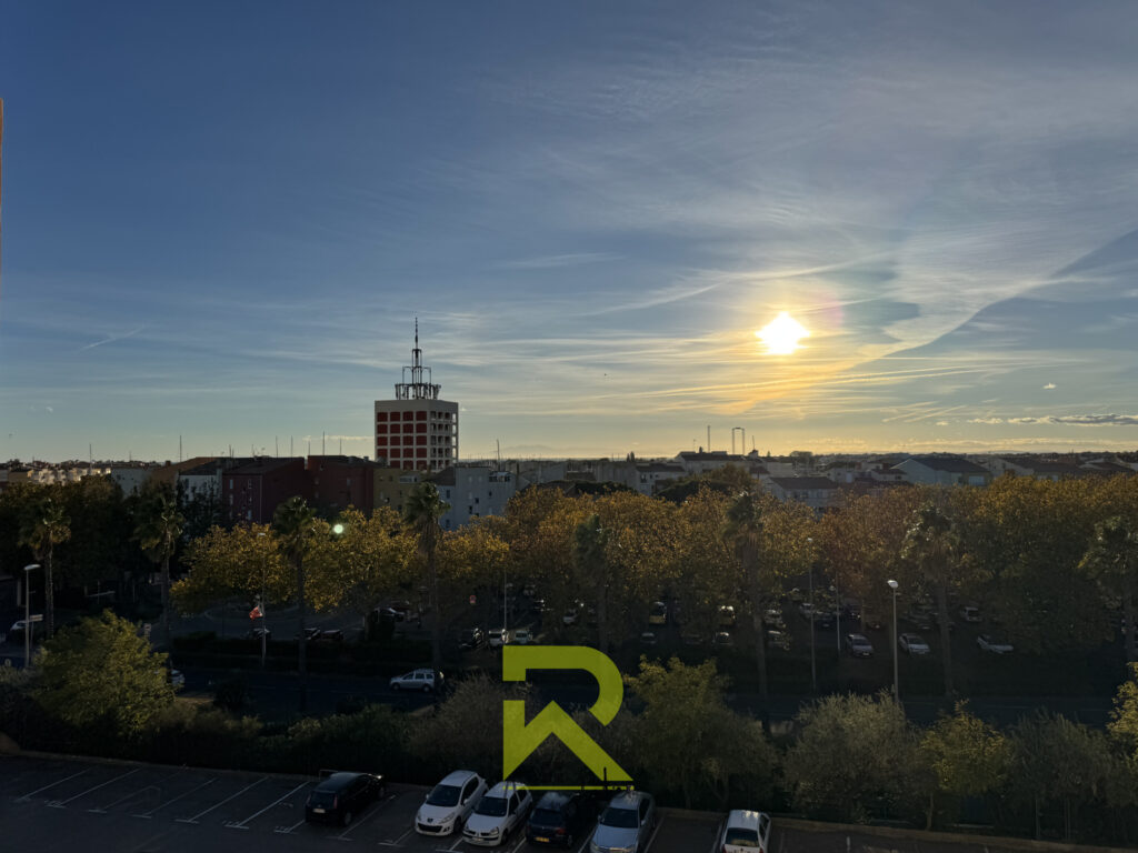 Grand Studio avec Parking – 1 pièce – NR chambres – 25.53 m²