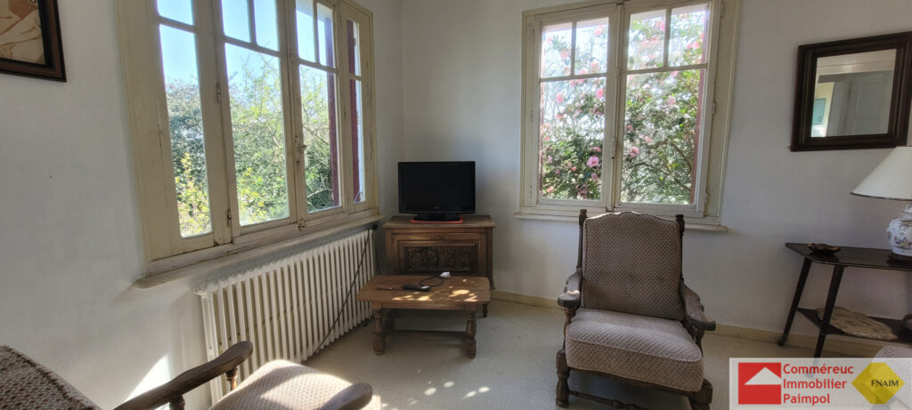 À VENDRE MAISON TRADITIONNELLE AVEC VUE MER À LOGUIVY-DE-LA- – 6 pièces – 4 chambres – 100 m²